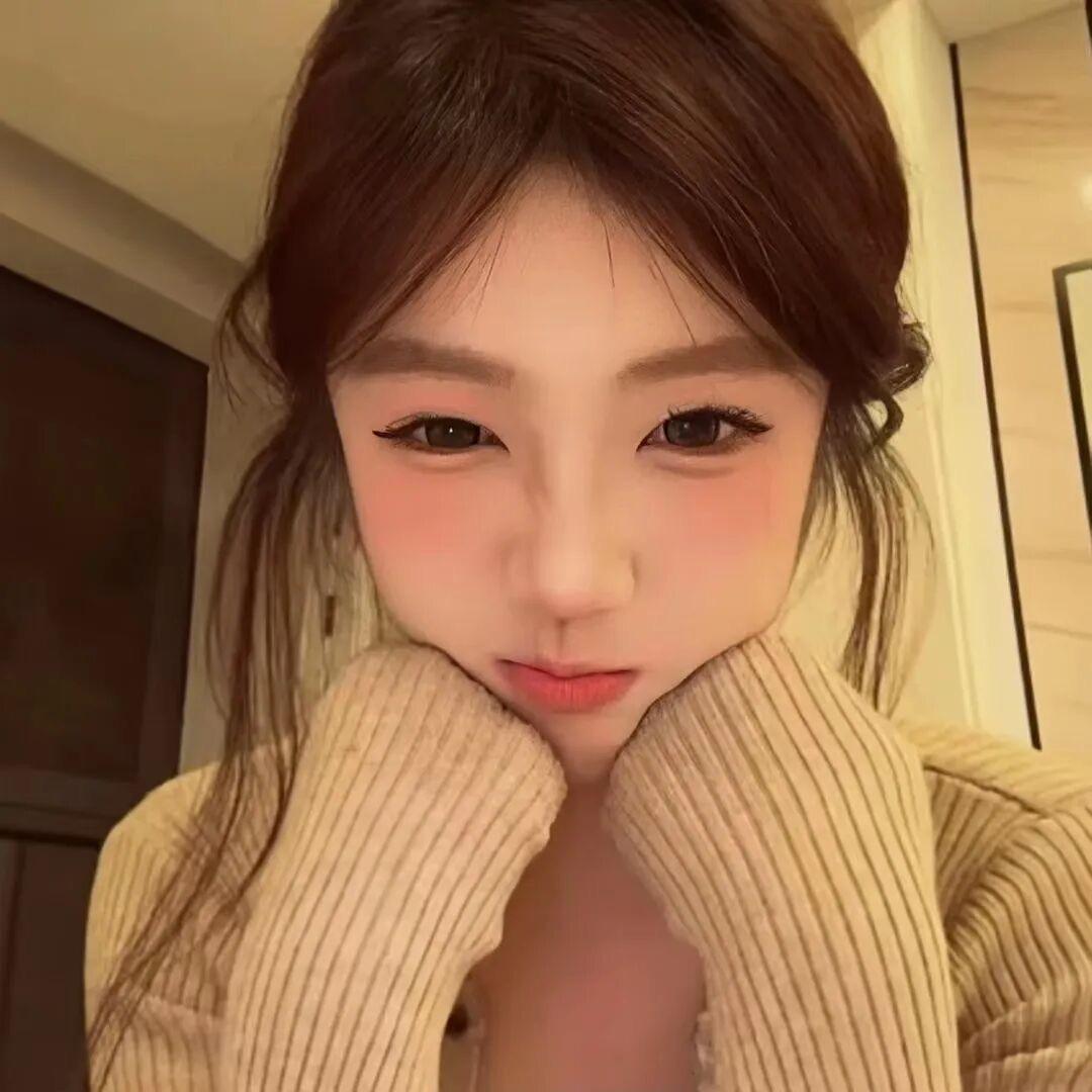 小乖^