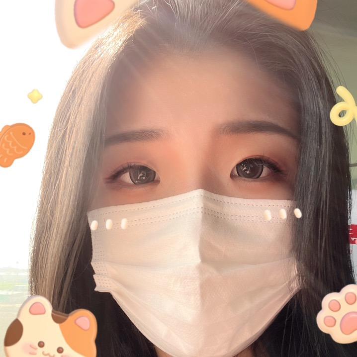 娜娜💗.