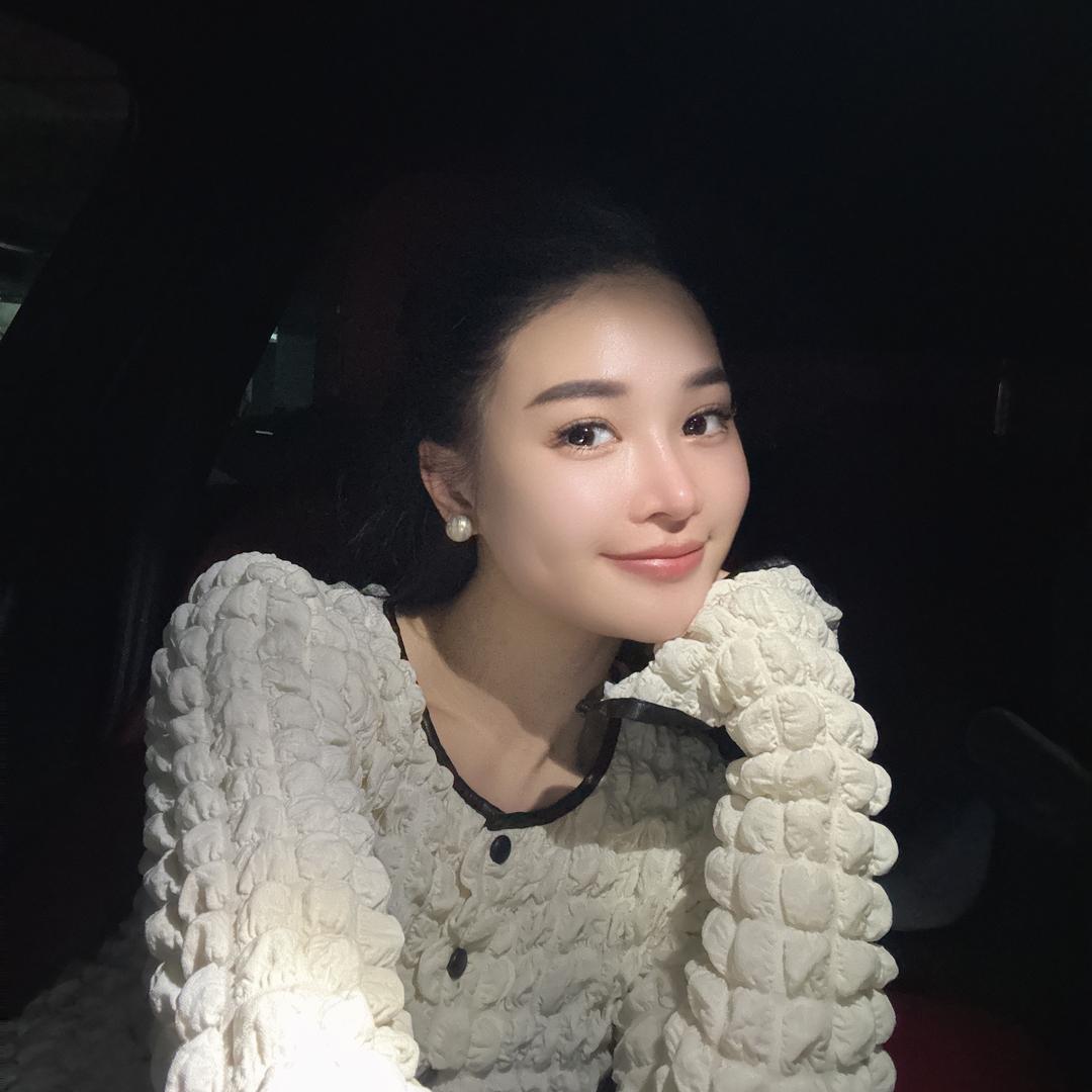 在塘栖古镇开咖啡店的朱朱