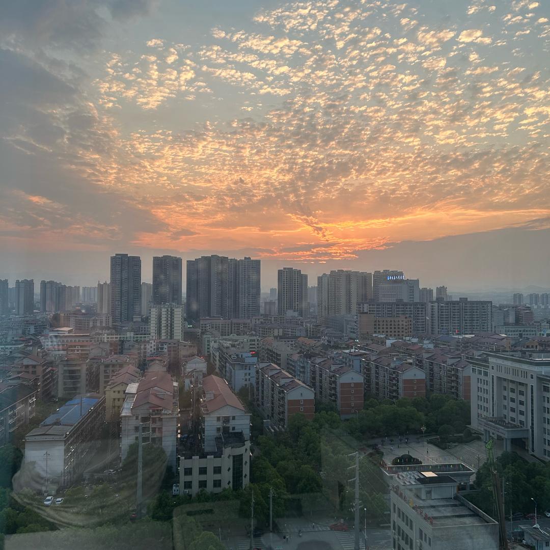 周重利的图书小铺