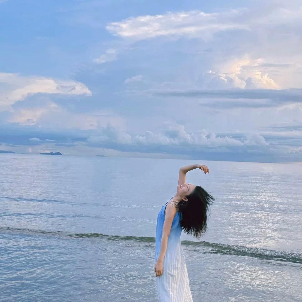 嘻嘻同志