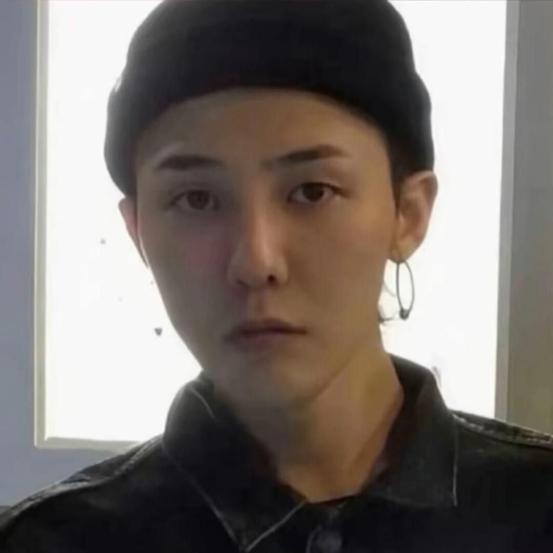 ㅤㅤZ ☡ ᶻ