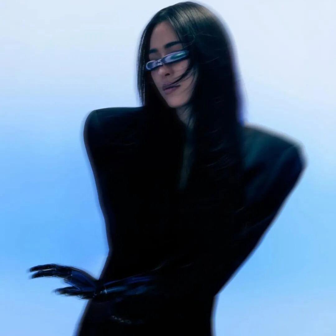 Li.🦋