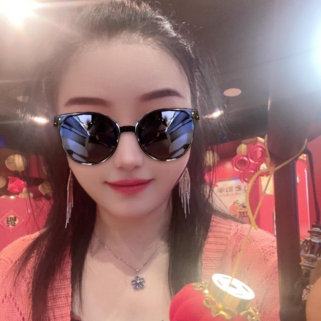 广州窗帘西施(Lisa 罗）在硅谷1