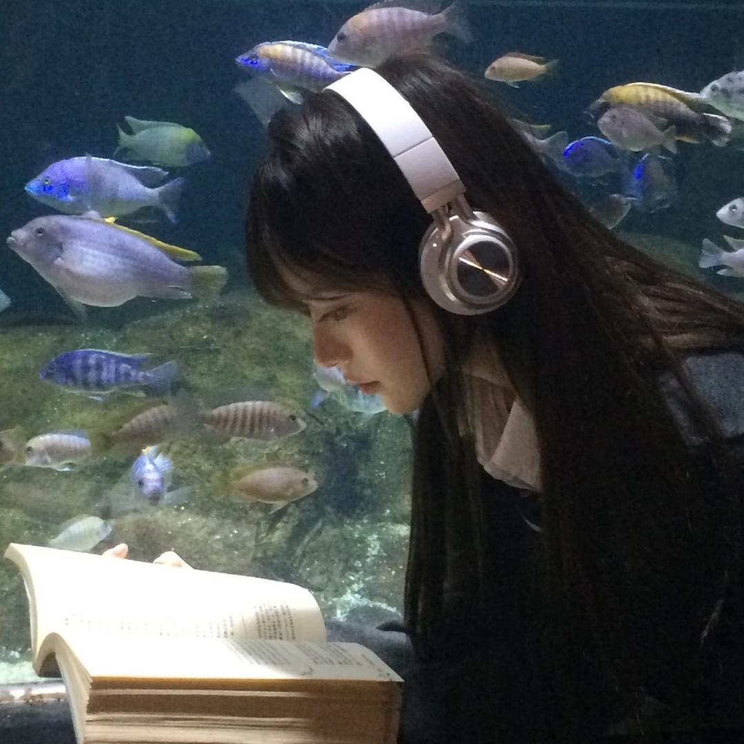 草莓招了