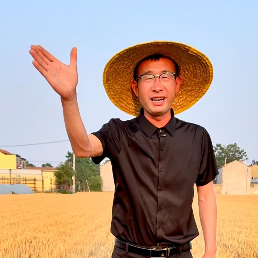 村干部王景龙