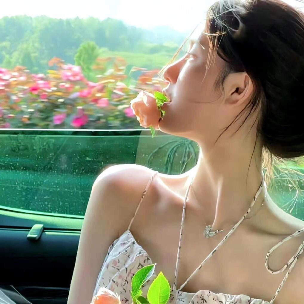 -小菲快跑💨.