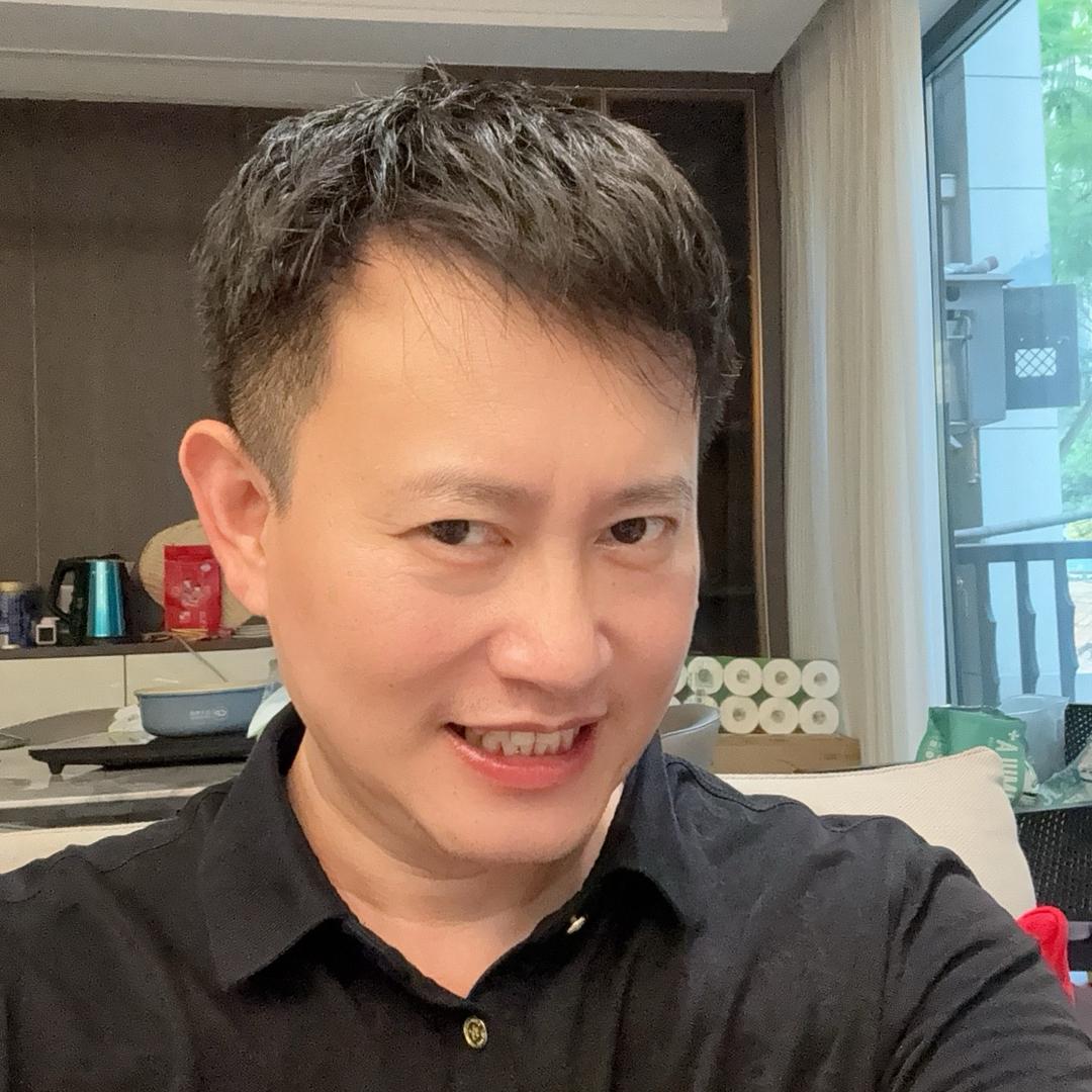 李李三笑
