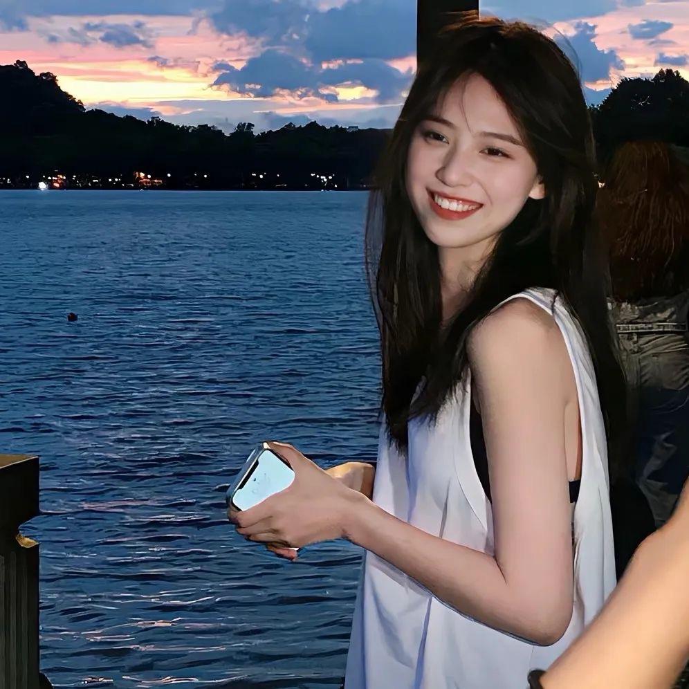 @  嗯哼
