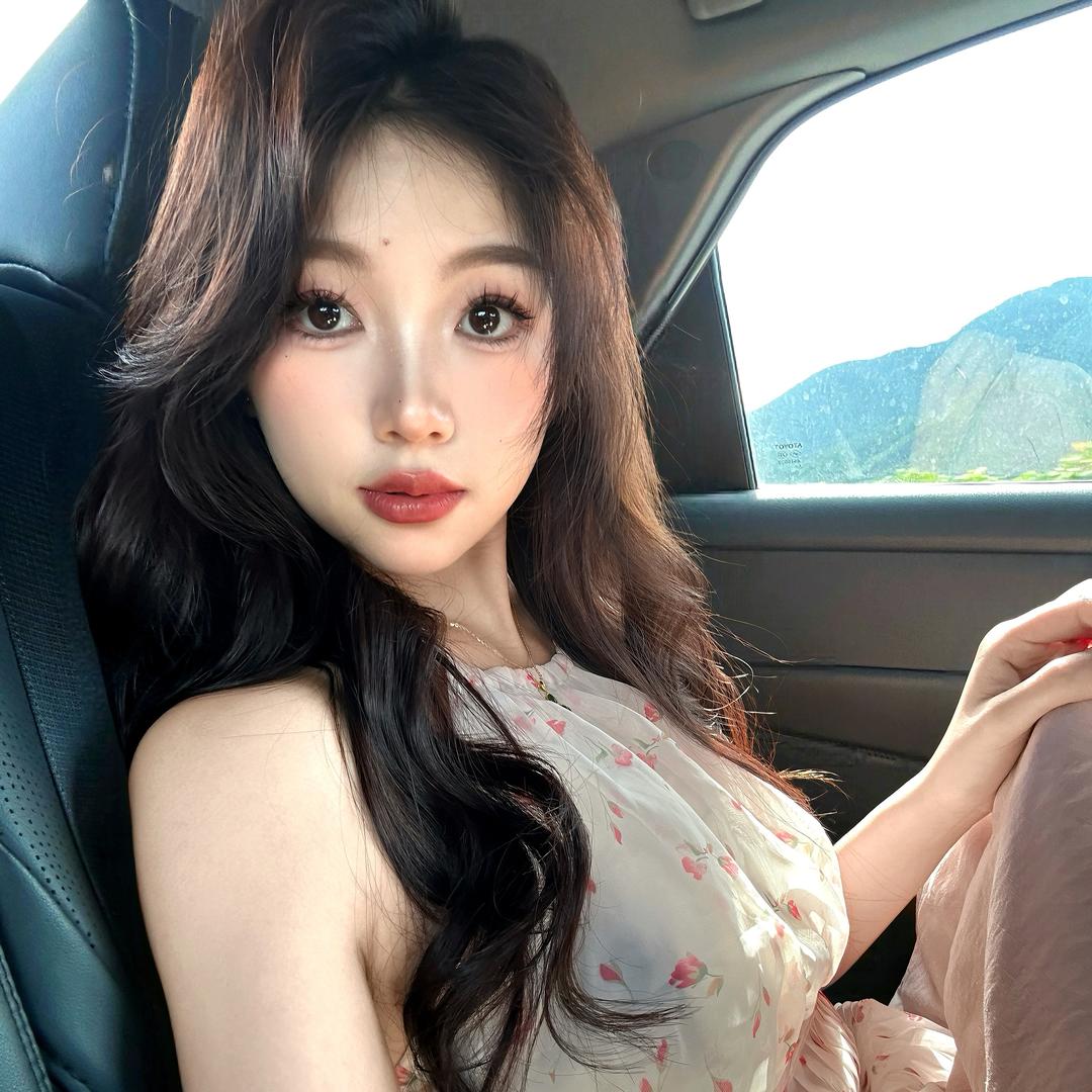 睿可服饰