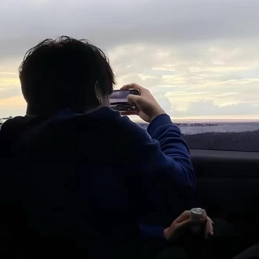 梁多余