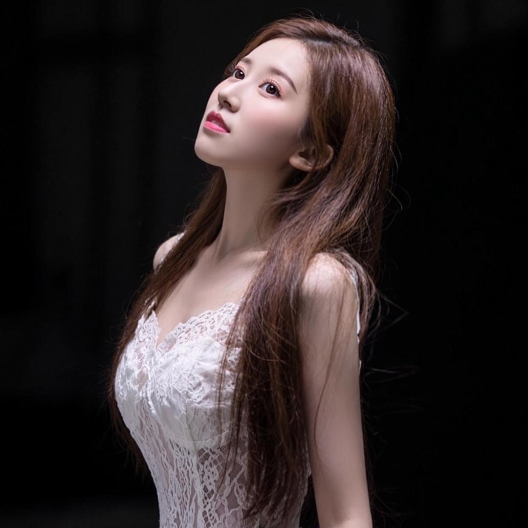 莉莎