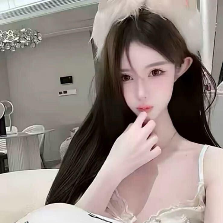 妮 妮