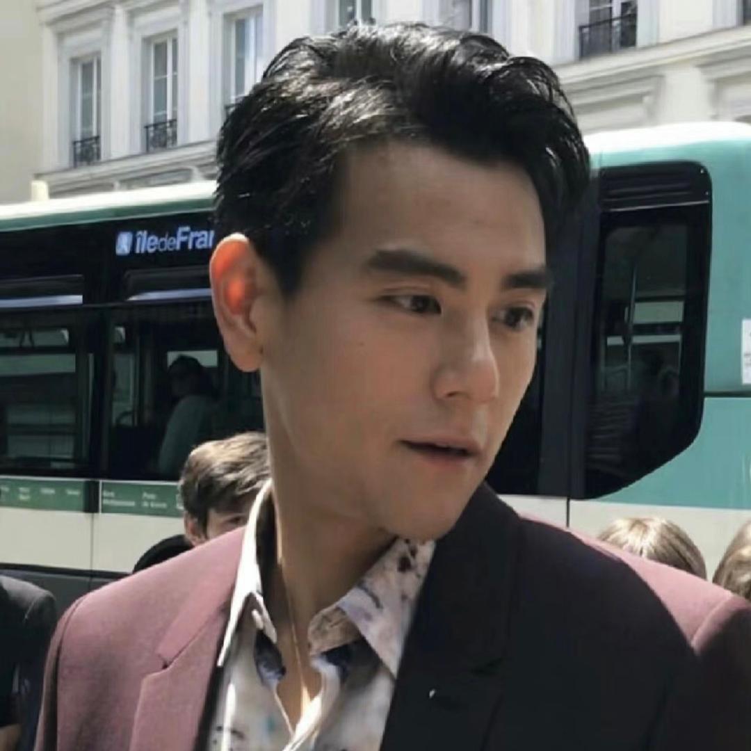 斯哈小i