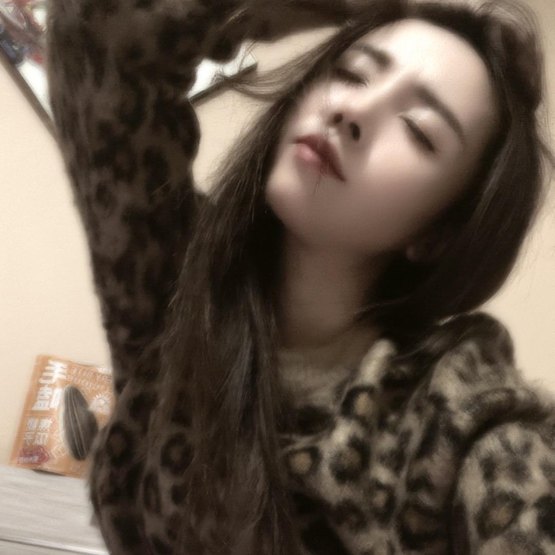 何方……
