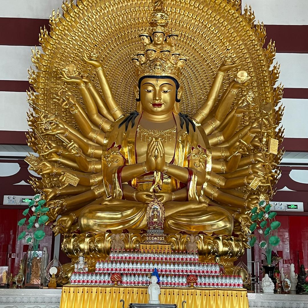 咱厝真热闹