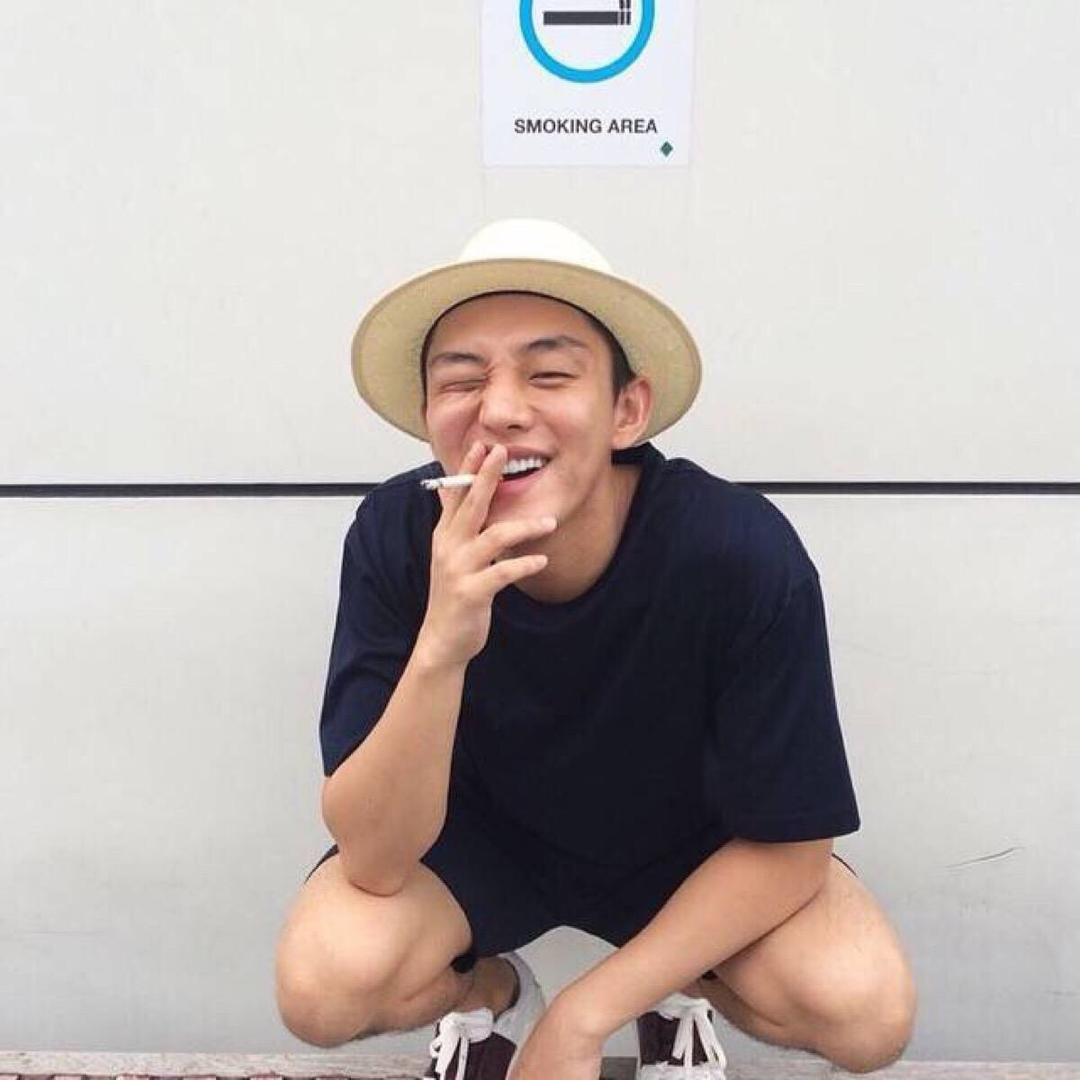 BAYAR