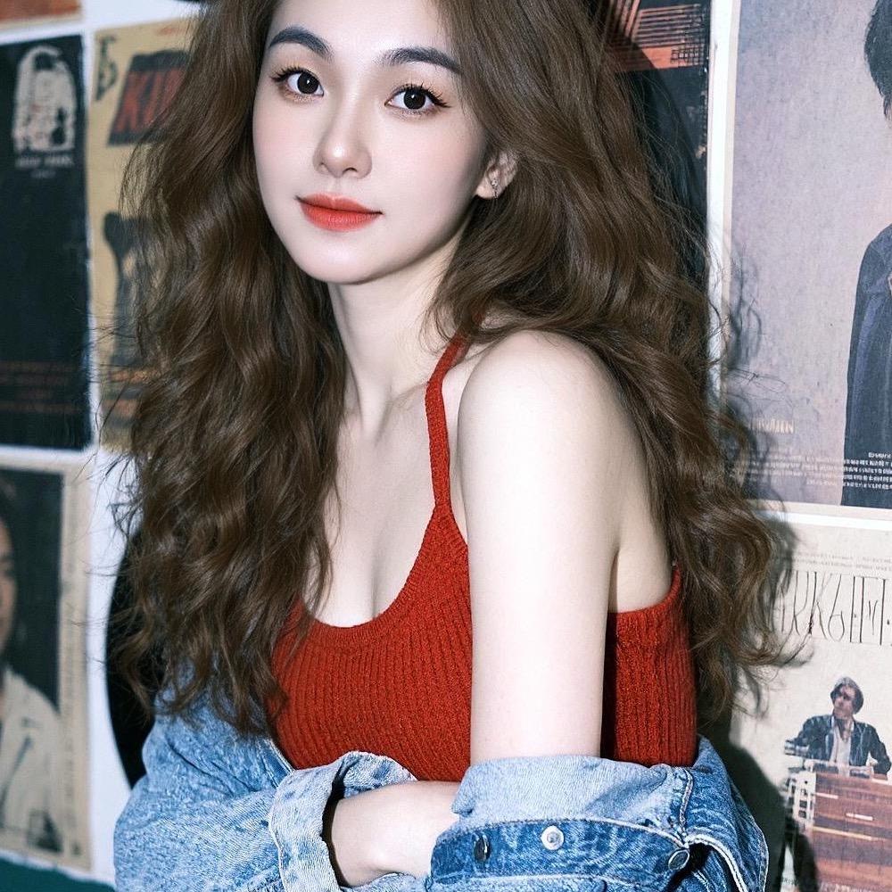 微笑美美-Liàoᥫᩣ੭ﾞ