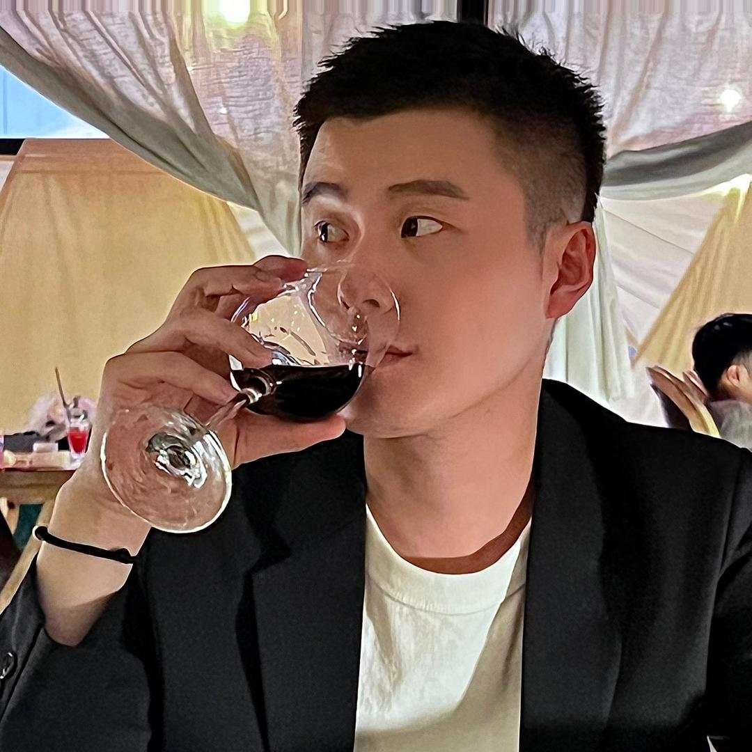 王隔壁的房产日记