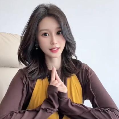 我是皮皮皮皮皮吖-精选穿搭