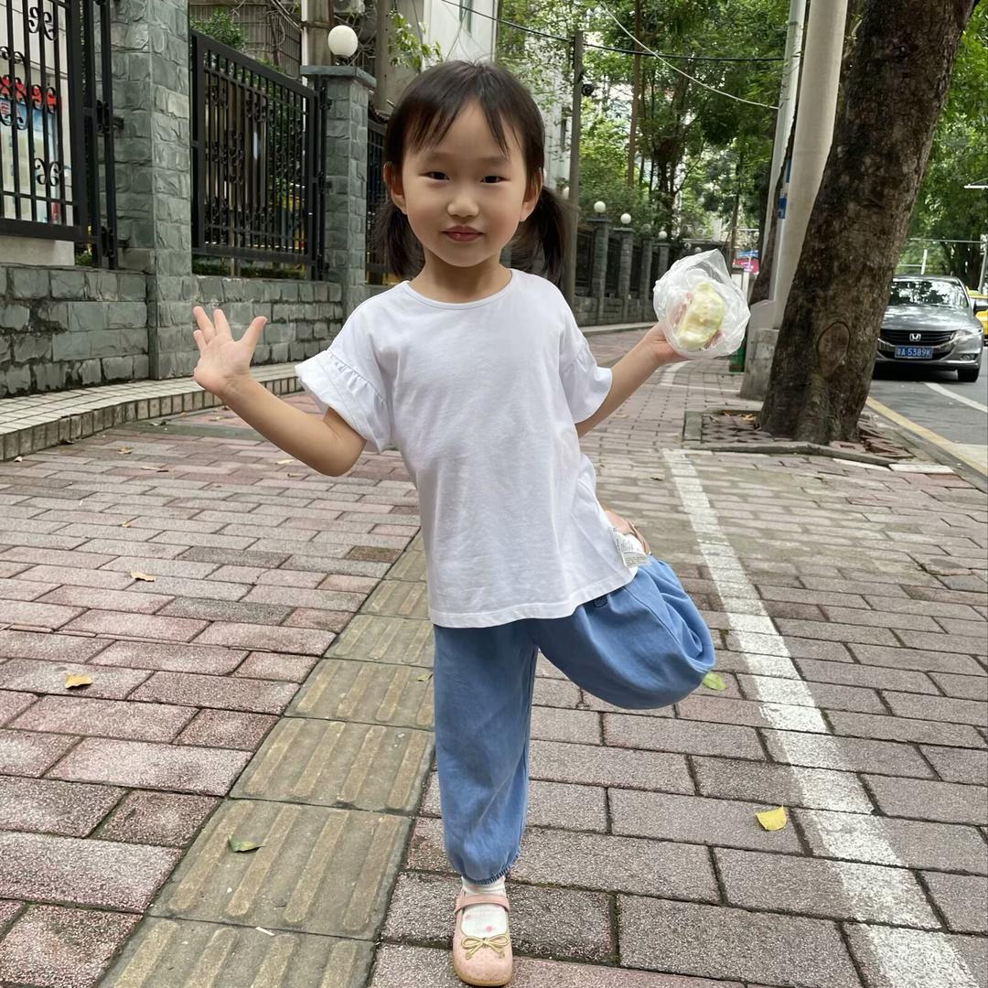 琳琳同学吖