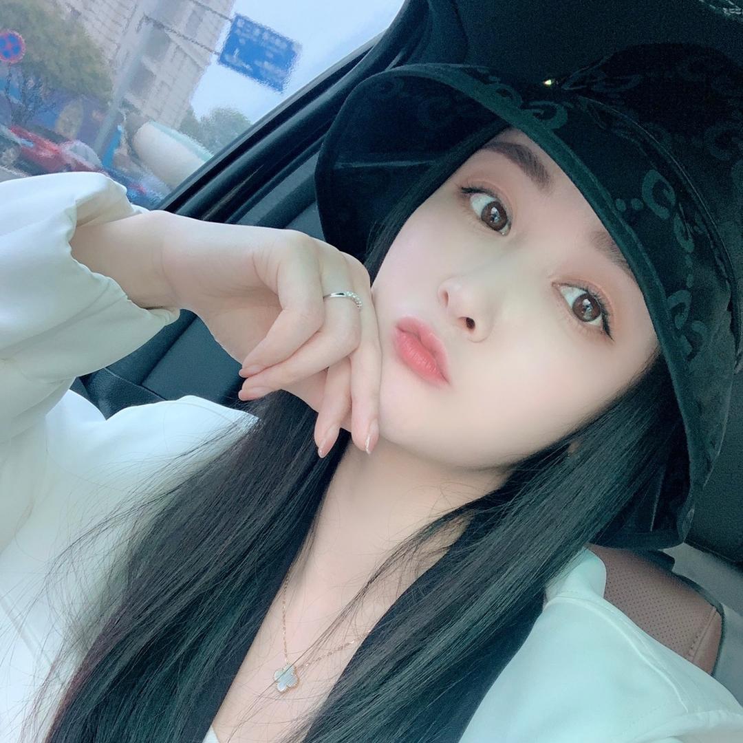佩佩有颖子橙子