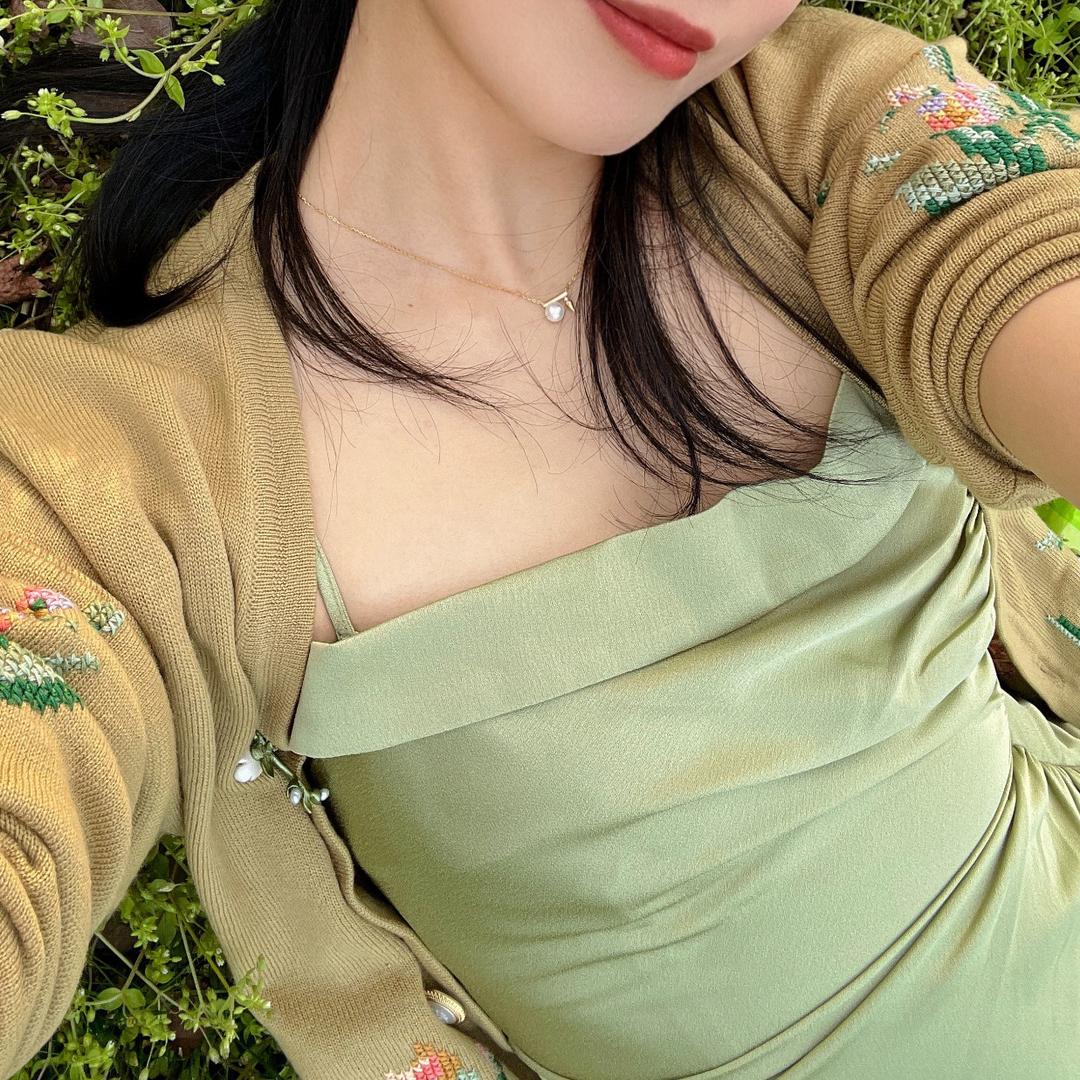 黄月亮花季呀