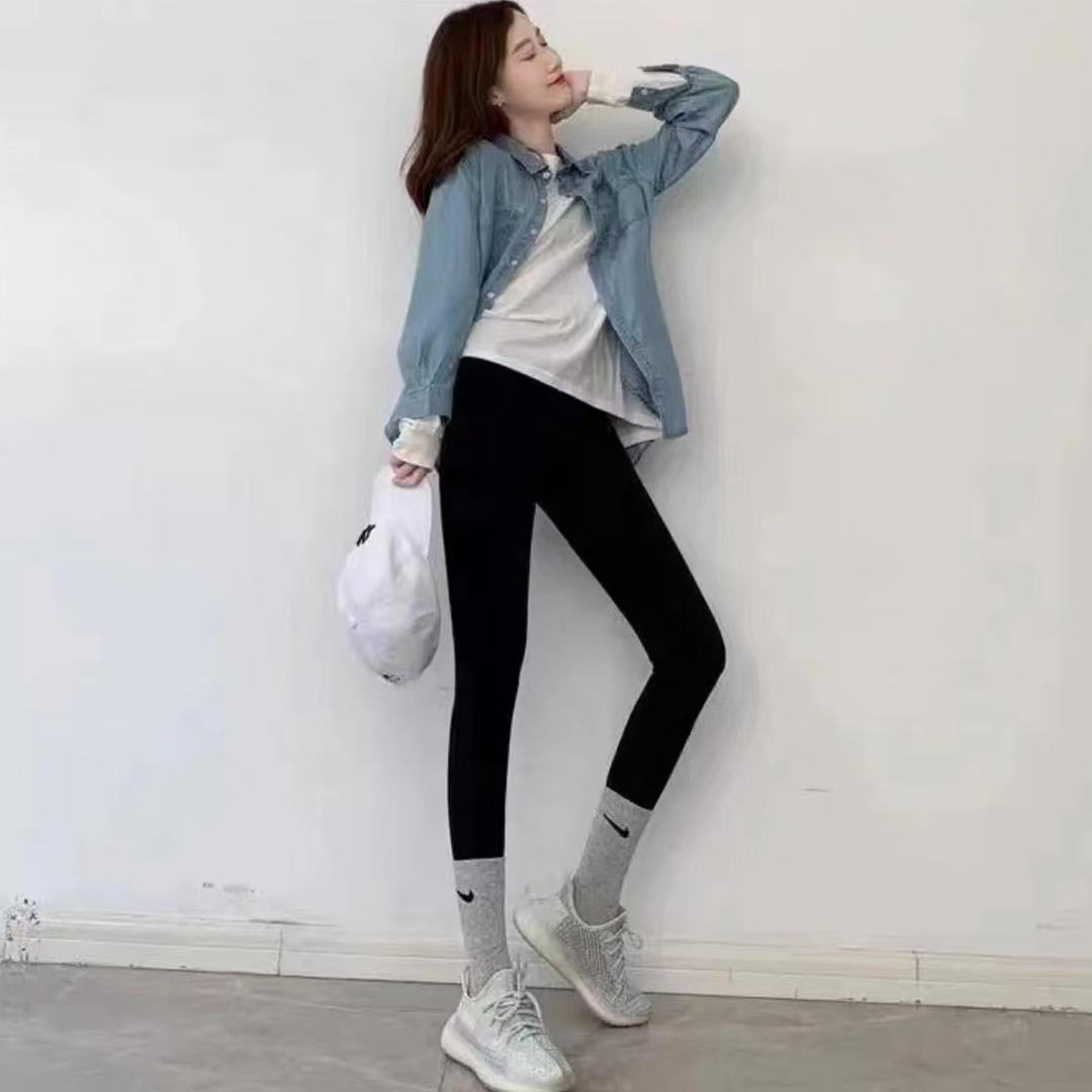 言静服装工厂店