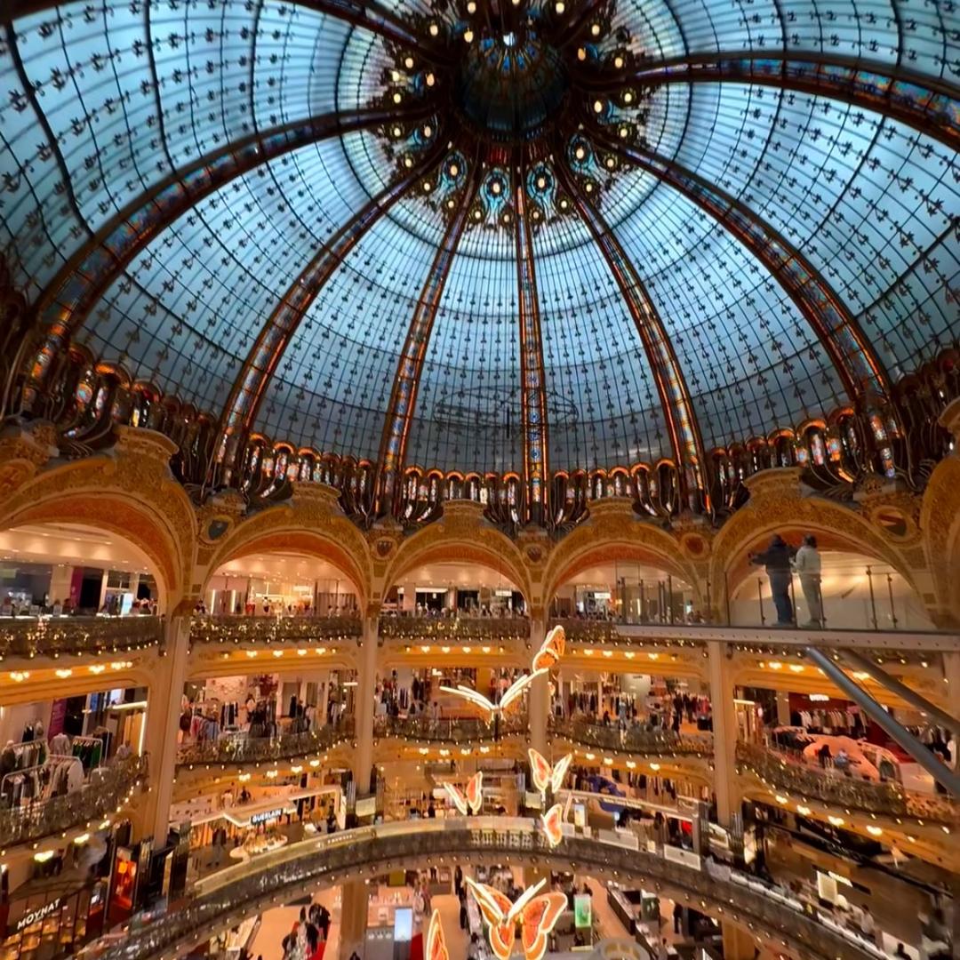 朗尼芬迪潮奢集合店