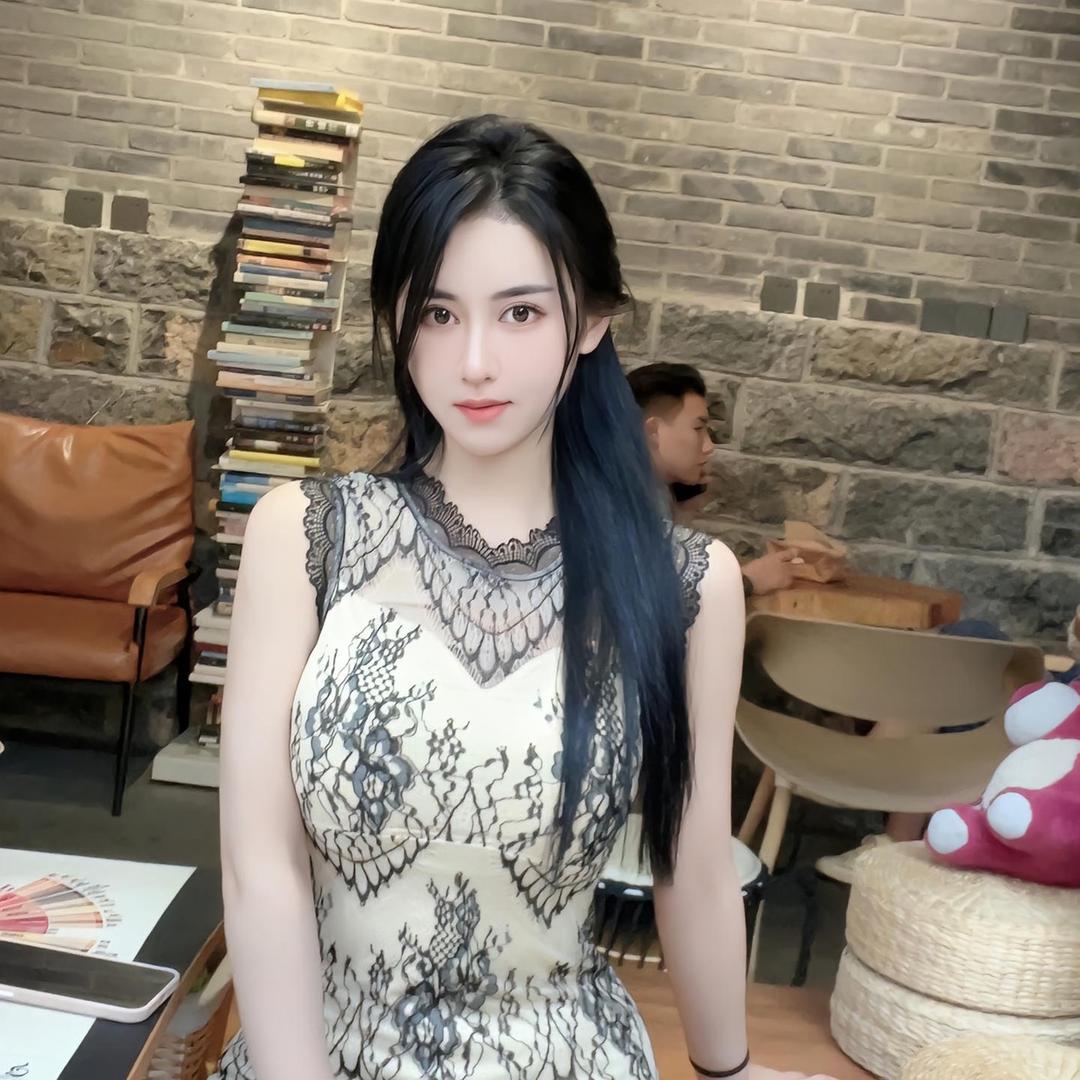 佳彤