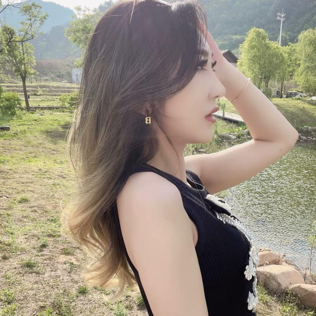 Aೄ     娜美丽__💃