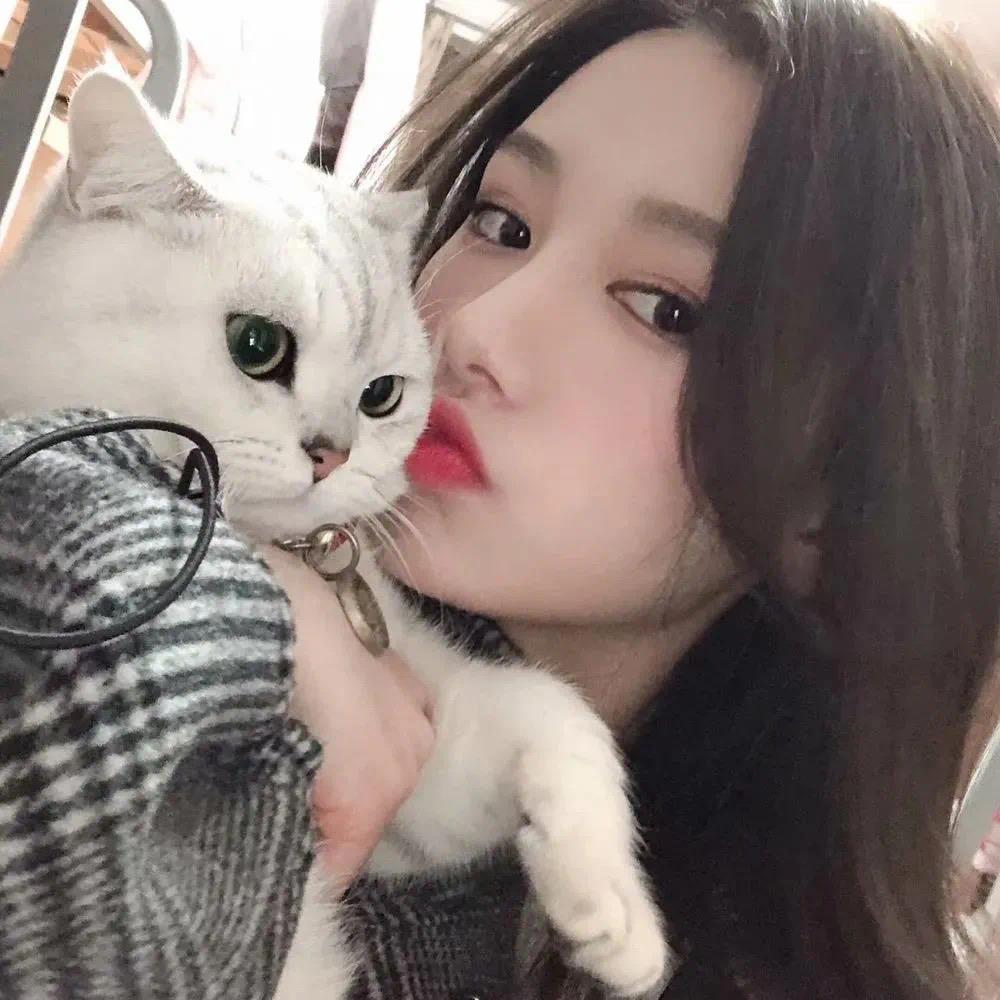 张火火卖女装