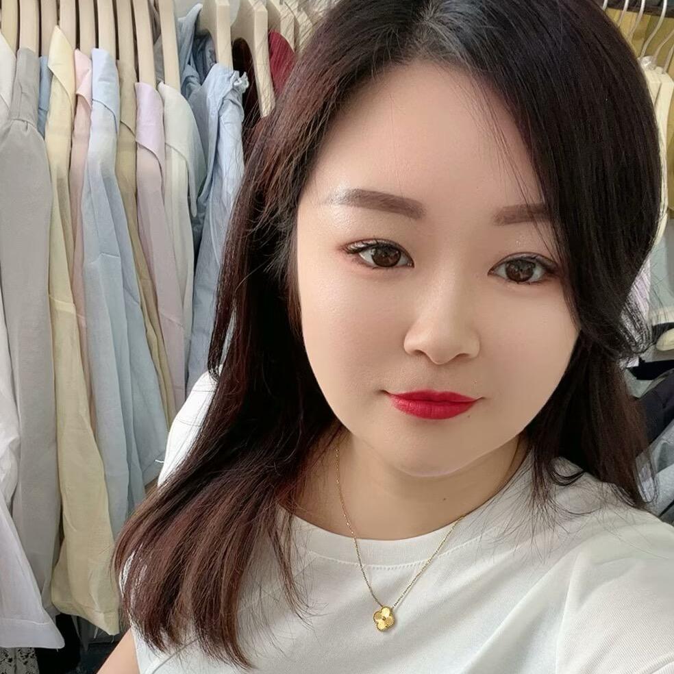 小静静🍀