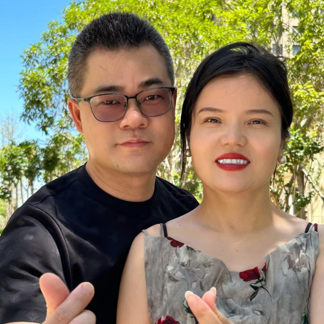 猛哥夫妇_晓庆
