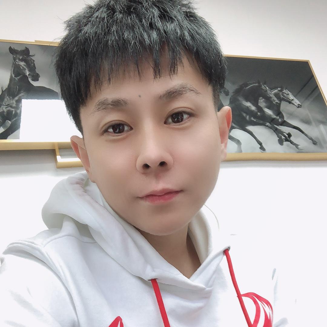 🌈宝藏男孩🌈
