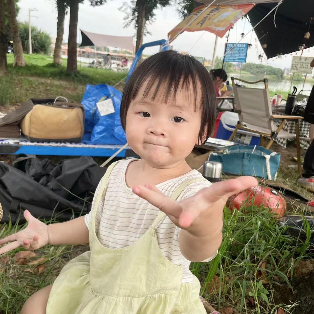 荣哥仔