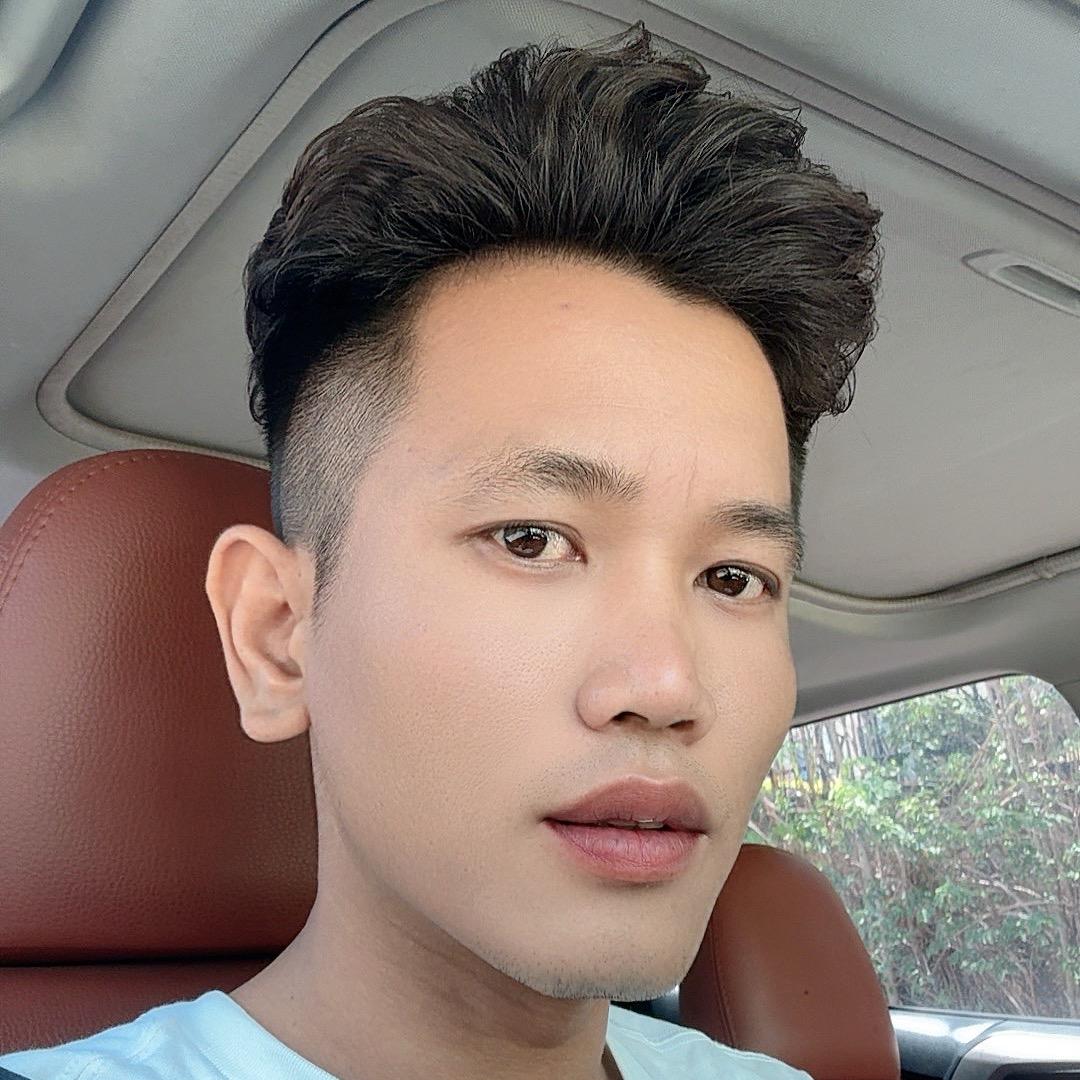 黄氏永顺工程机械，买卖二手机挖掘机。三爷