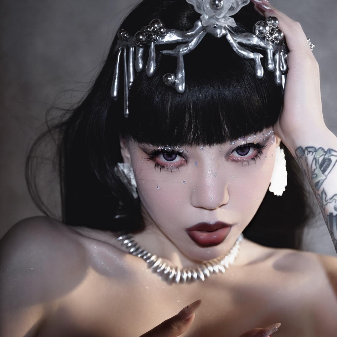 吴莫愁Momo-