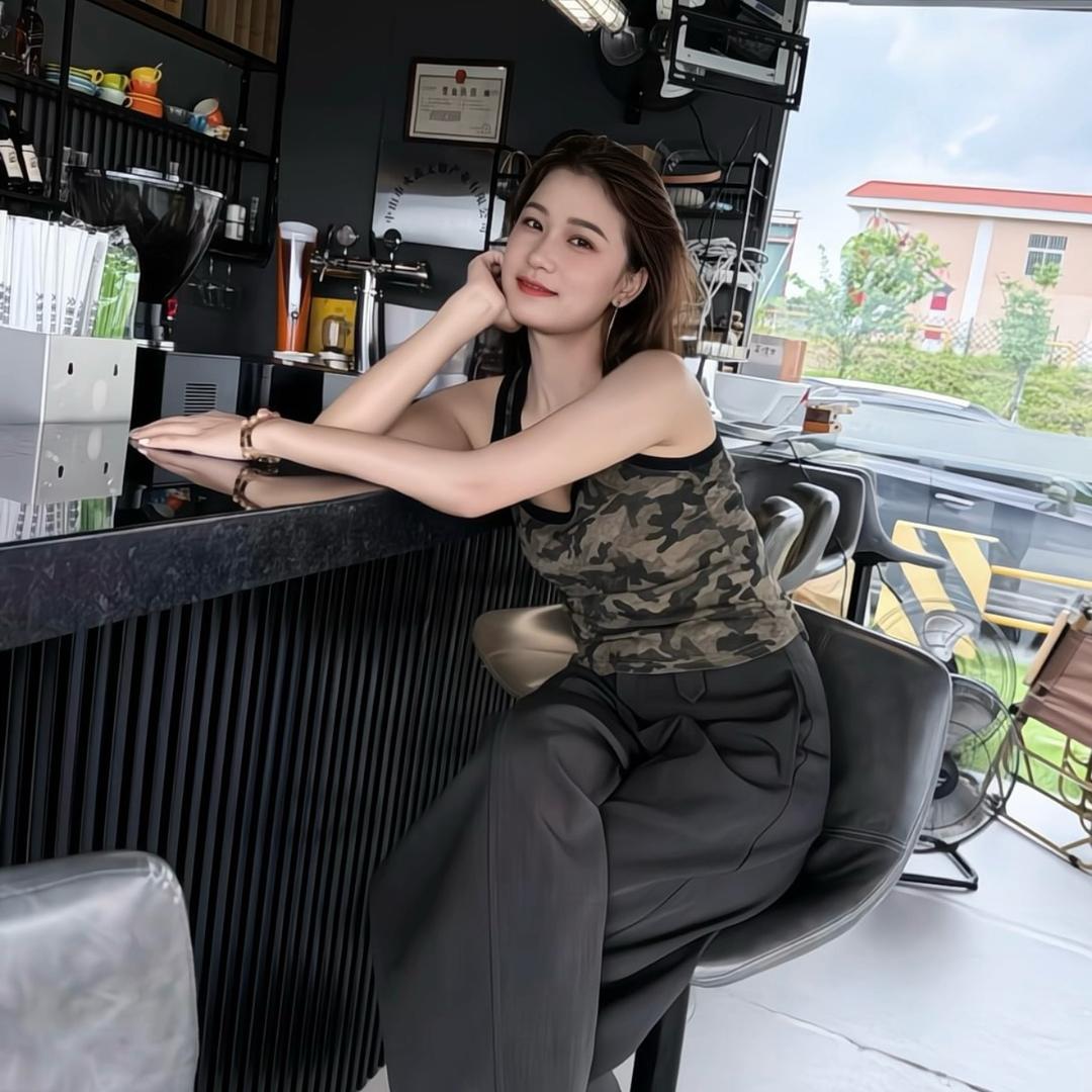 叶子「东凤尼洛施服装店」