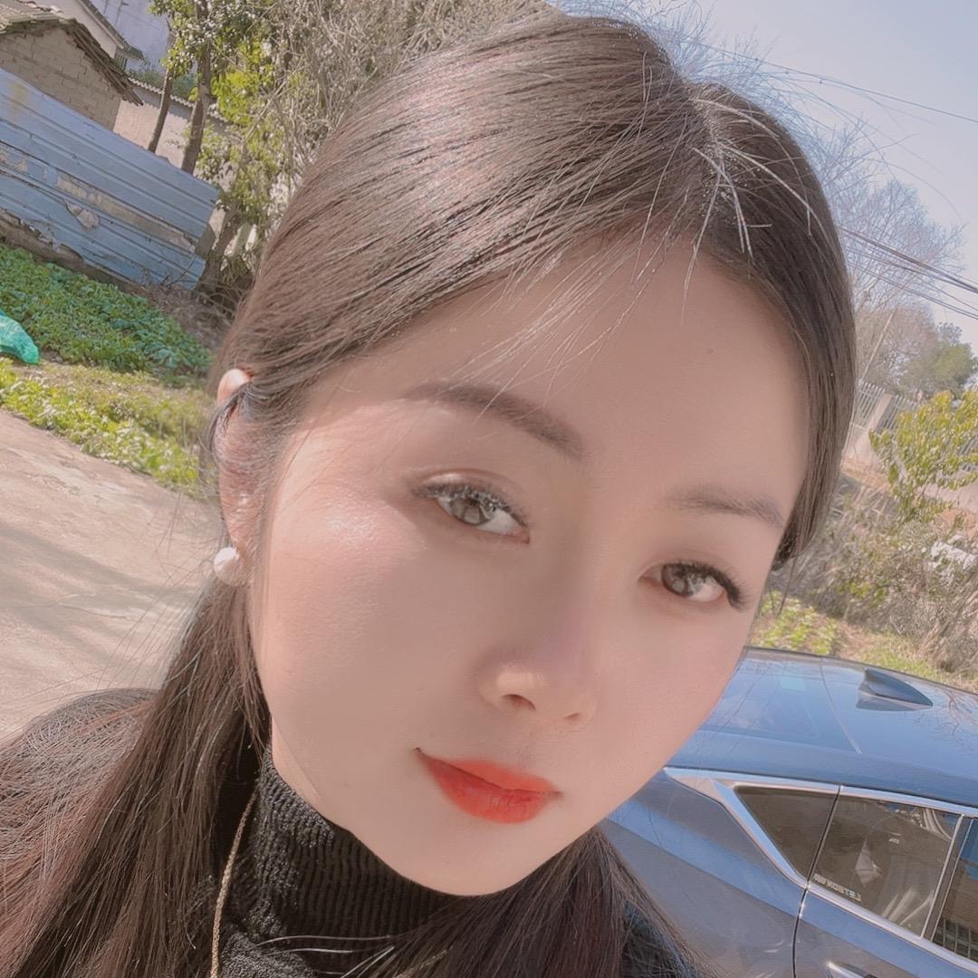 ℋღ᭄周周有钱花🍒᭄💞࿐