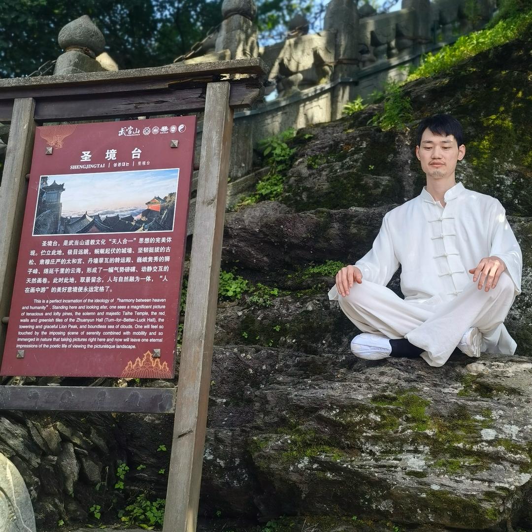 打坐养生戒色