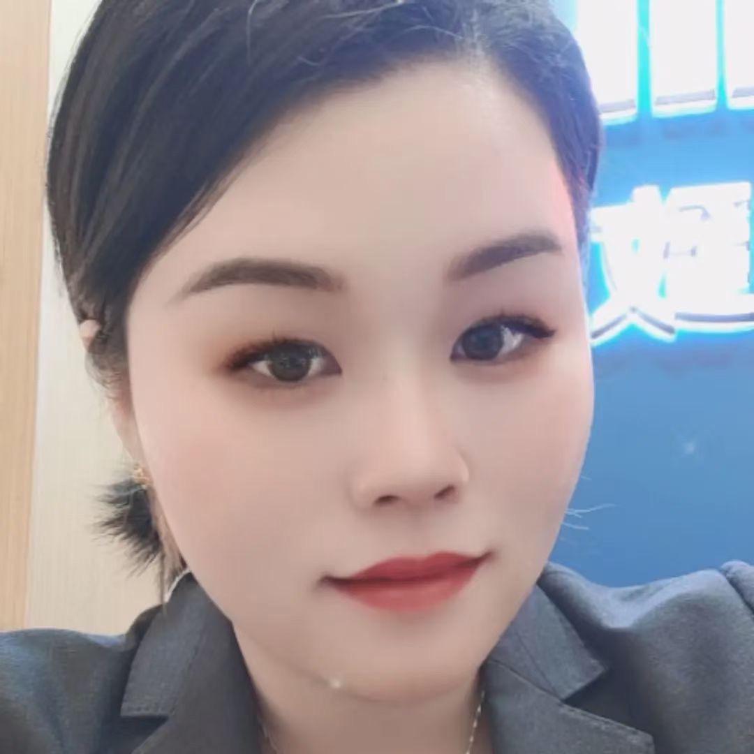 致立男装(六峰路店)