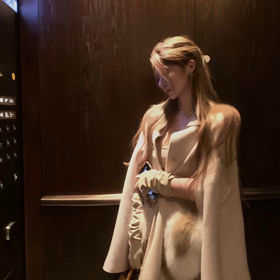 ￴￴   ￴ ￴ ￴￴￴