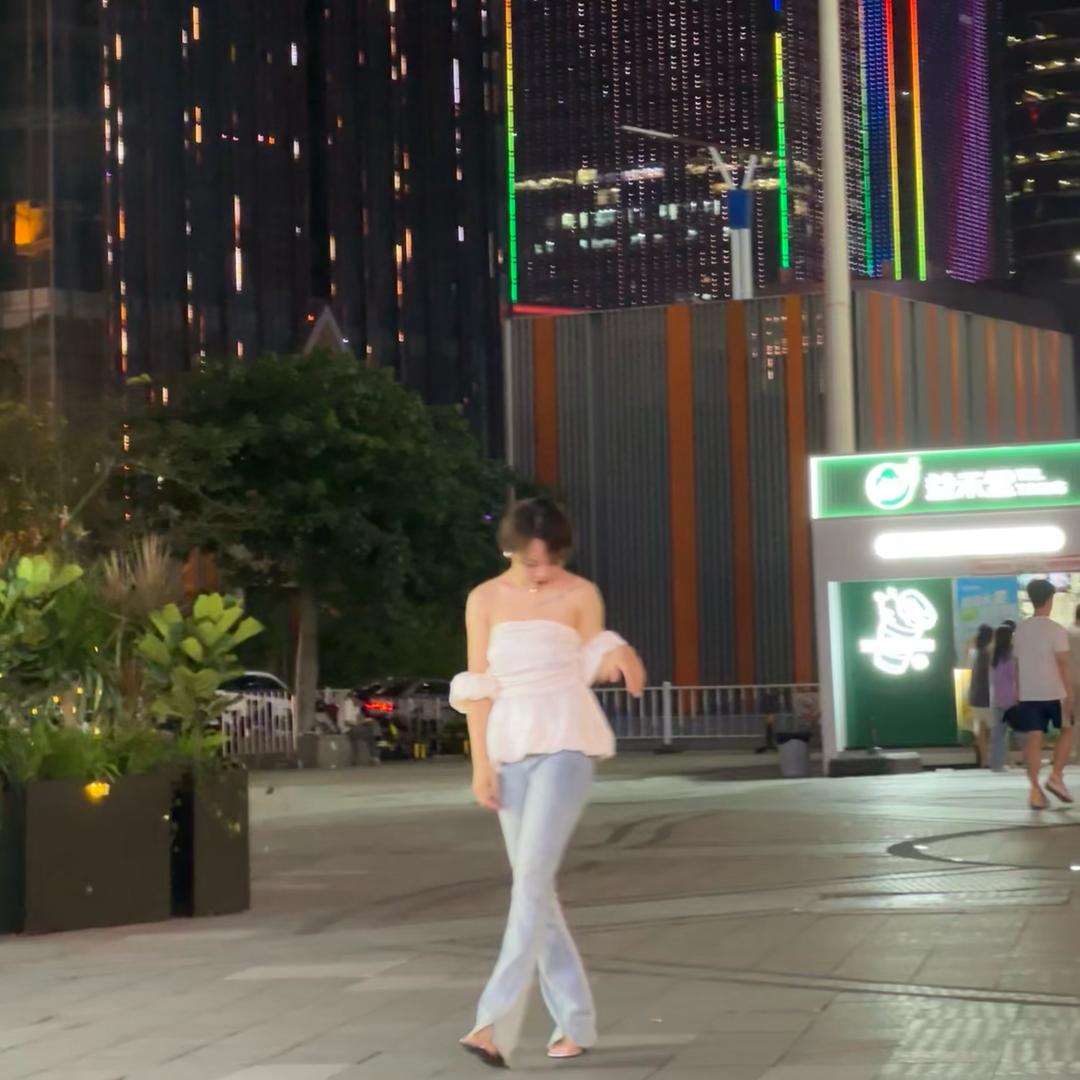 为媄美容-诗诗