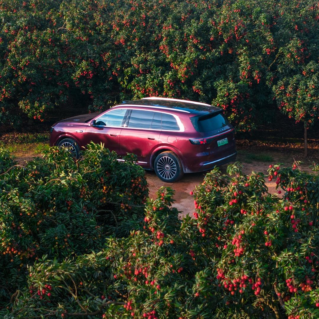 柳州城中万达汽车体验中心