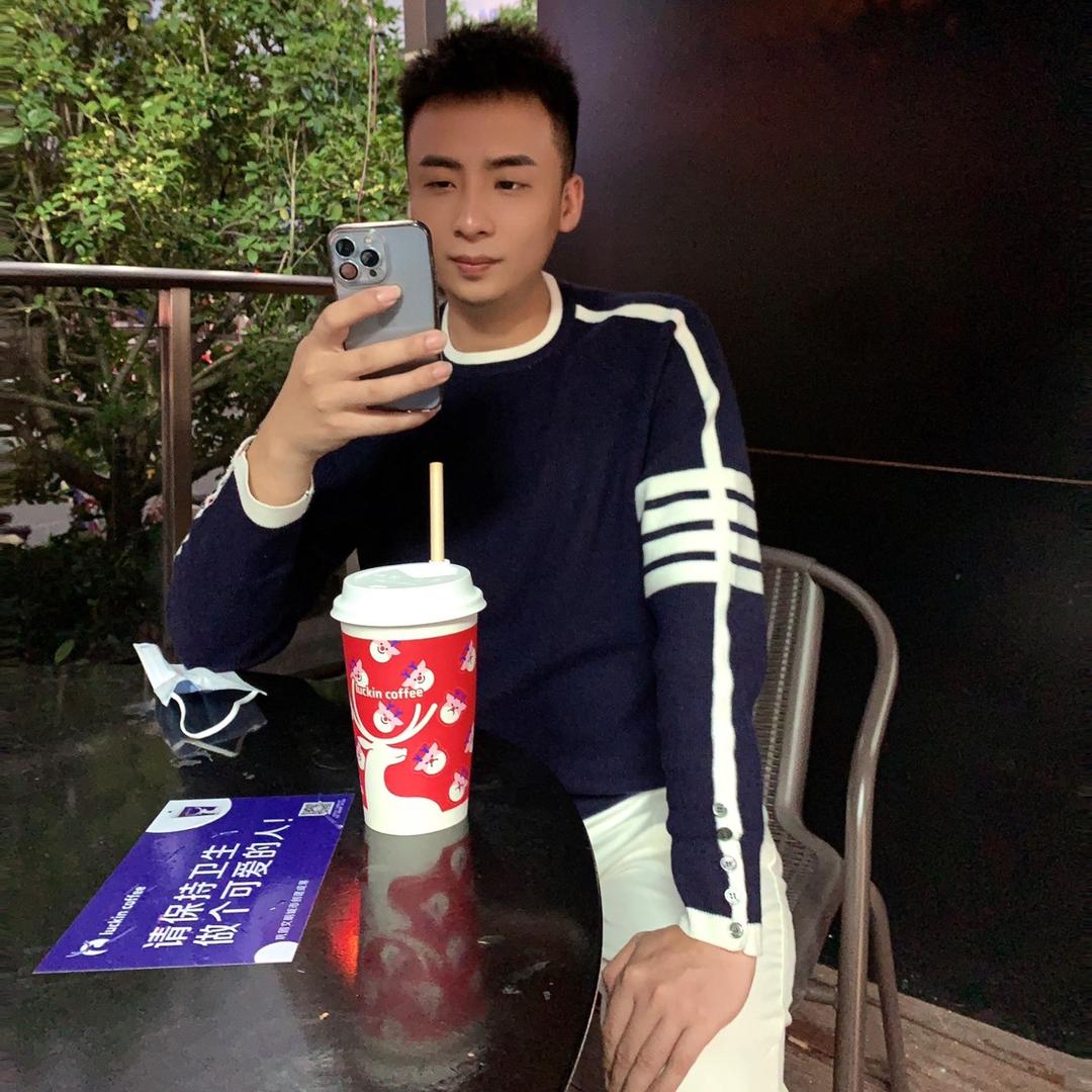 奋斗小青年.🎶