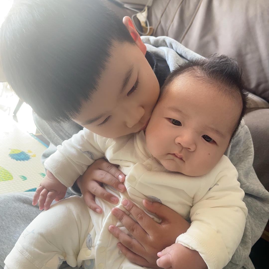 🌈YE。家有二宝