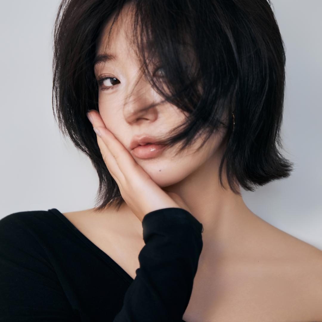 白玉尔瑅森美发