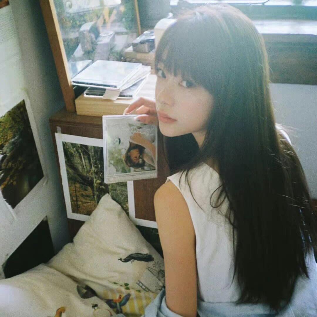 楼夜月依依