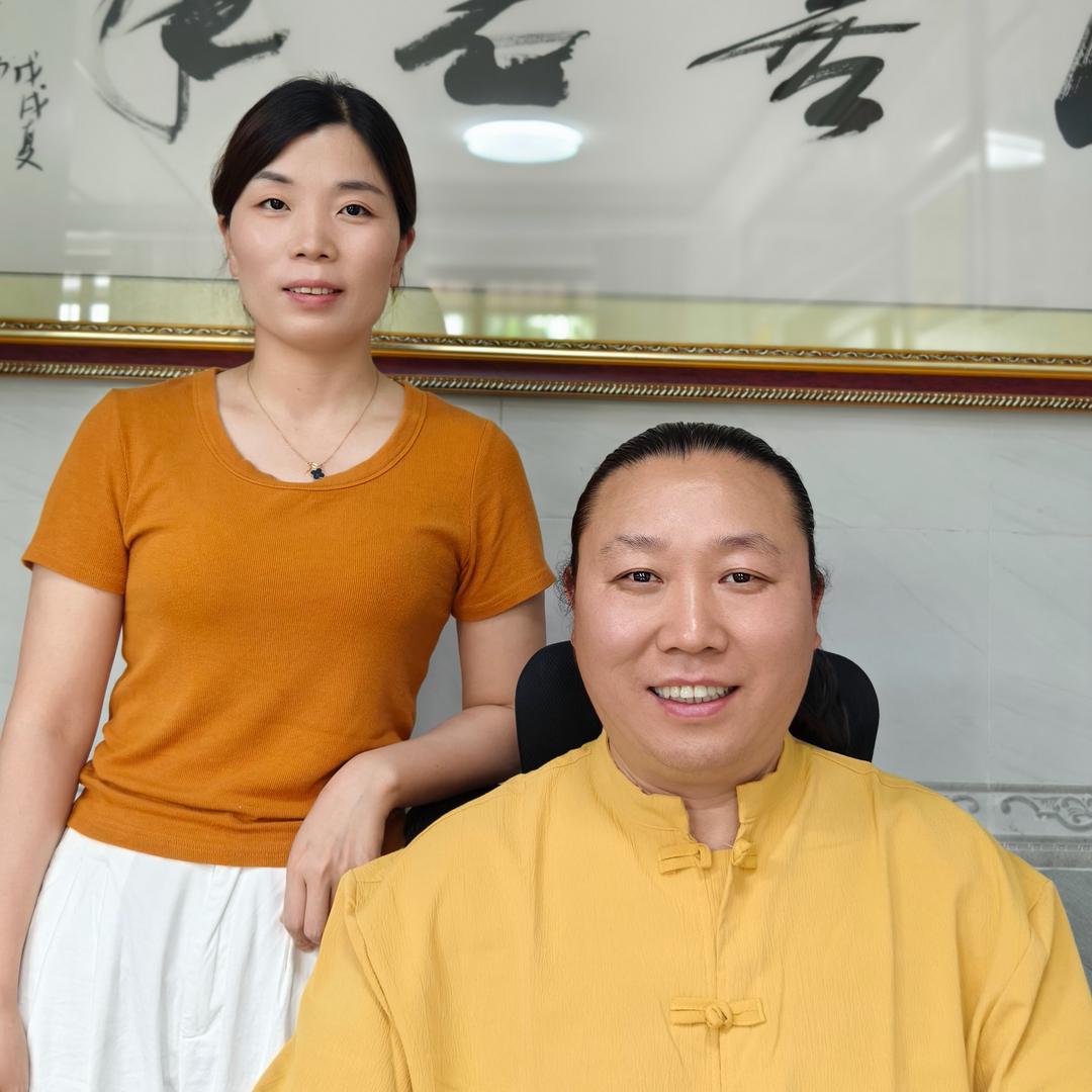 朱洪伟店长～李莉